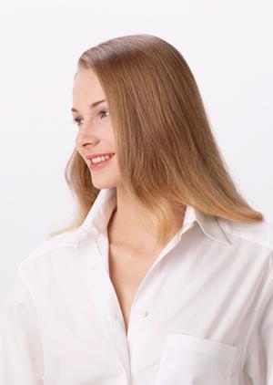 心斎橋で美容皮膚科の診察を行っている